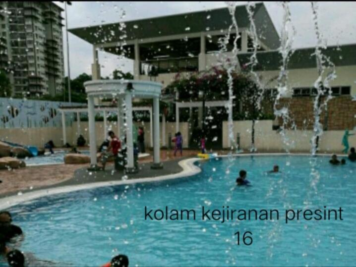 Mintsuite Homestay Putrajaya Buitenkant foto